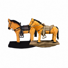 CAVALO FLEXIVEL MEXE O PESCOCO